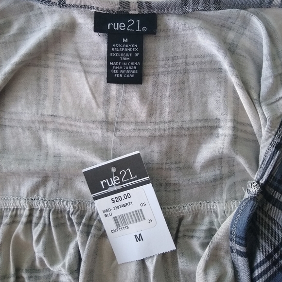 New Rue21 Women's Blue Plaid Rayon Spaghetti  Babydoll Tank Top, size M - Picture 4 of 5